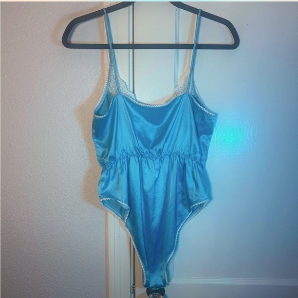 Fashion Brand Company Silk/Satin Teddy with Lace Trim - Picture 2 of 3